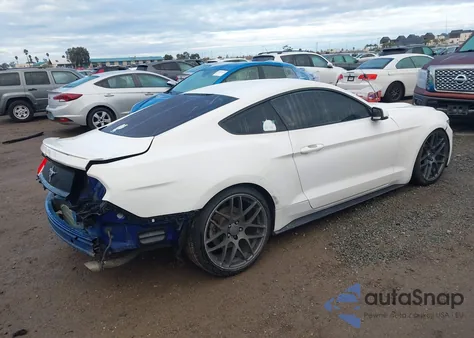 2016 Ford Mustang V6 z USA, uszkodzony, nr VIN 1FA6P8AM0G5209201